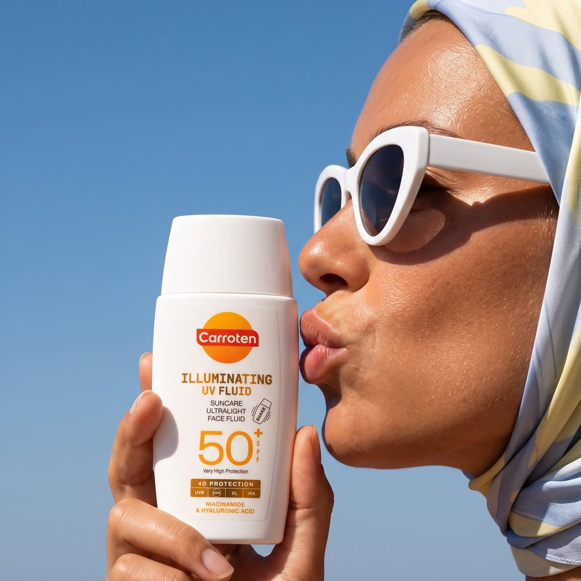 Protector Solar Facial Fluido Iluminador SPF50+ - Carroten